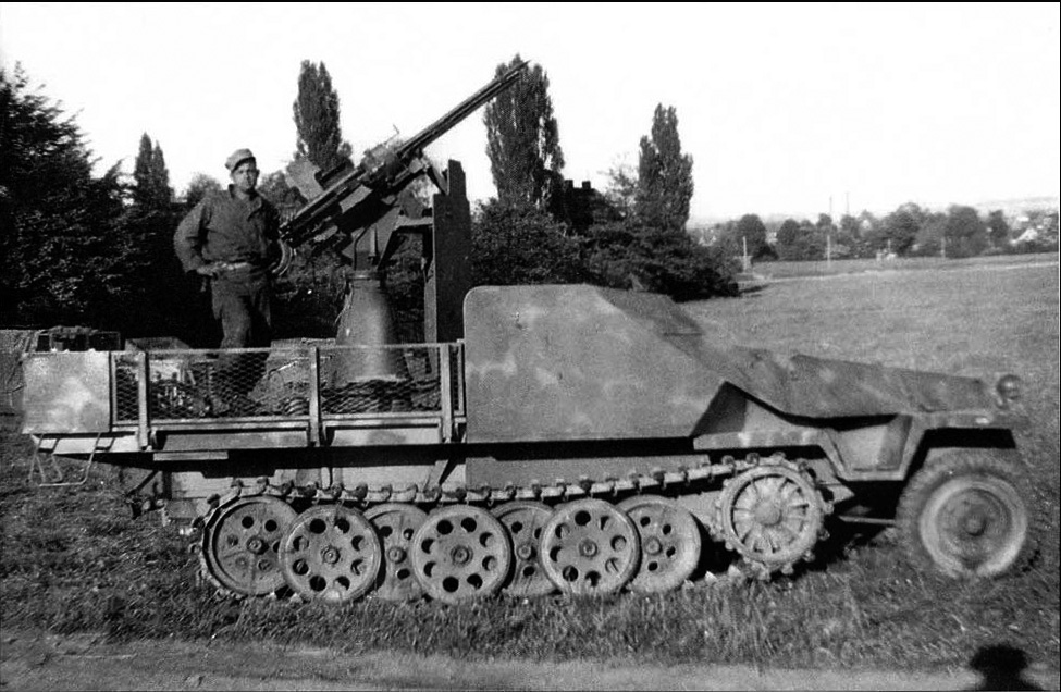 SdKfz 11/1 FLAK